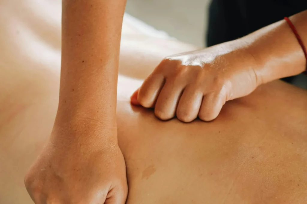 Trained Thai massage therapist at work in Gardens, Cape Town